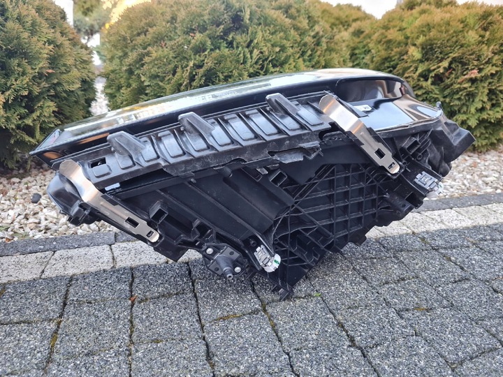 фото №13, Bmw 7 g11 g12 рестайлінг lci повний led laser комплект 7946775-06 7946776-05 вигідна пропозиція