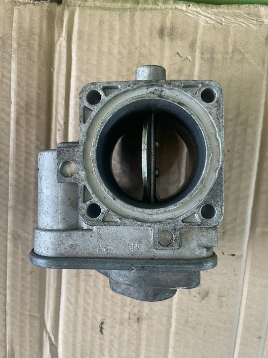 фото №1, Дросельна заслінка audi a6 c5 2.5 tdi 059128063a