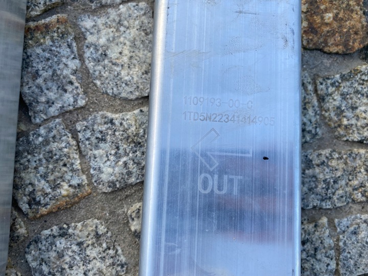 фото №13, Tesla модель 3 балка нижня 1084894-00-b зона 1109193-00-c перед оригінал