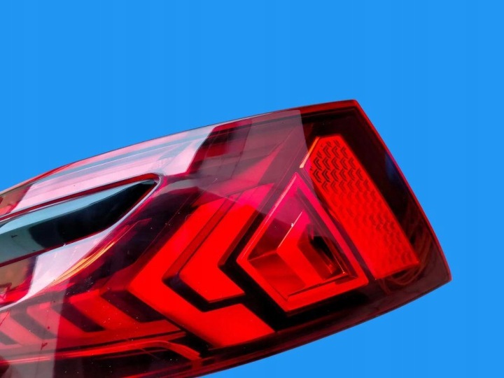 фото №10, Audi q7 sq7 4m рестайлинг matrix европа лампы задние фара зад нет динамичный