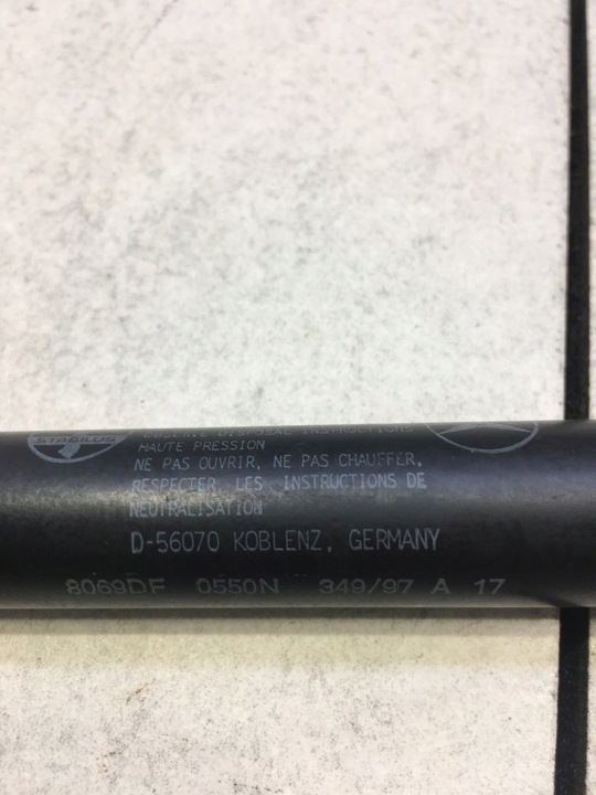 фото №6, Амортизатор багажника mercedes w210 2.0 a2108800429