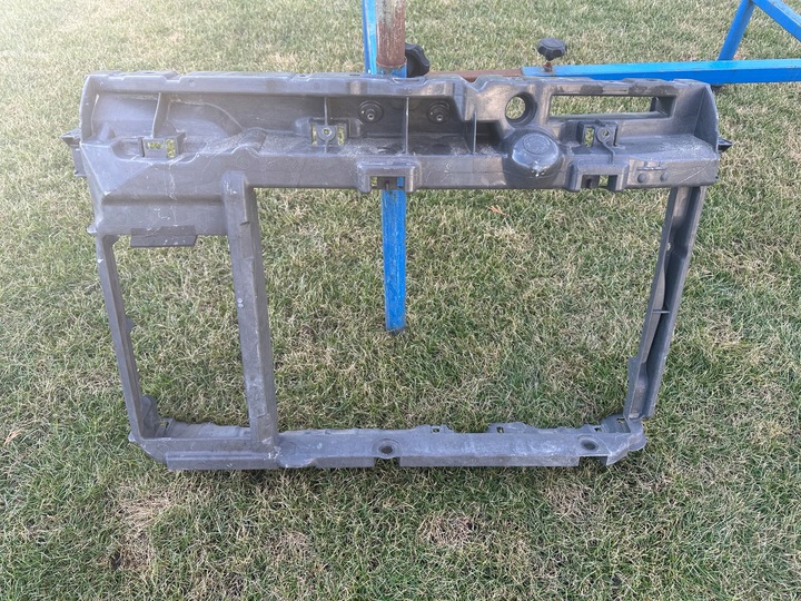 фото №1, Pas переднее peugeot 207 208 2008 citroen c3 ds3