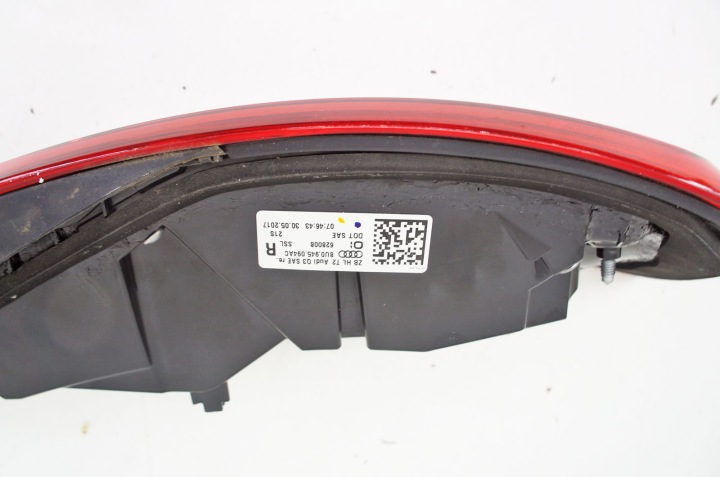 фото №8, Up127 audi q3 i 8u ^ фара правое зад 8u0945094ac usa