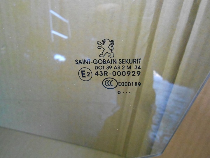 фото №3, Peugeot 308 t7 5d стекло дверь перед 10r