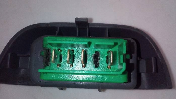 фото №7, Панель скла праві перед toyota aygo i 74231-0h010