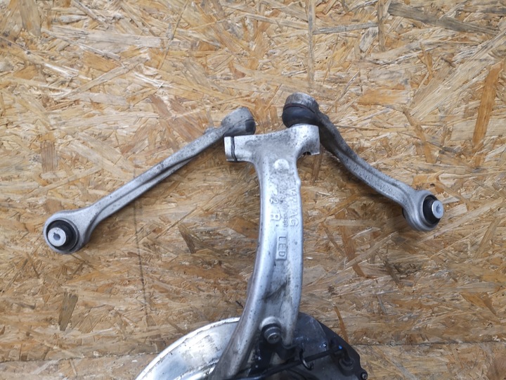 фото №8, Audi q5 80a поворотный кулак правые перед рычаги комплект