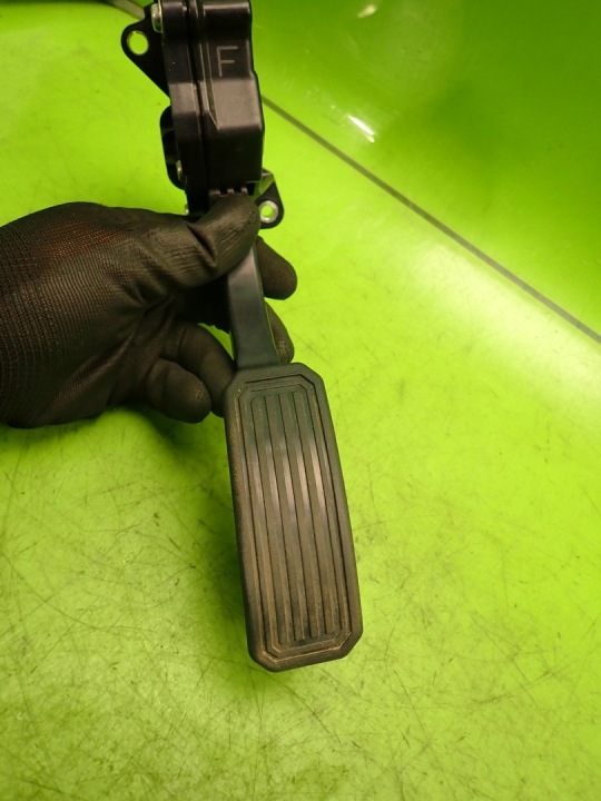 фото №8, Потенціометр газу toyota rav4 iii 2.4 b 06r 78110-42010 198800-7270