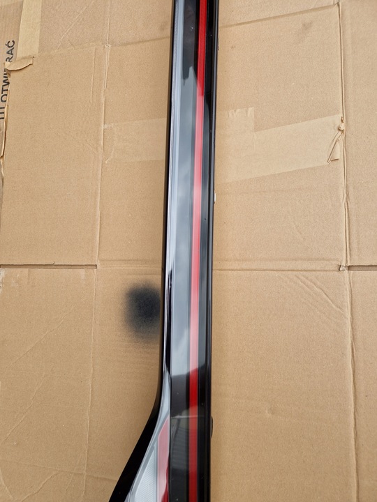 фото №10, Лампа задня led vw id. buzz 1t3945307 центральна