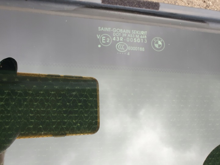 фото №14, Стекло люк панорамы bmw 5 e61 touring оригинальный номер малый
