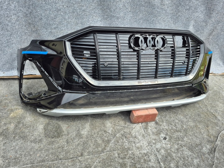 фото №6, Audi e-tron 4ke бампер перед s-line