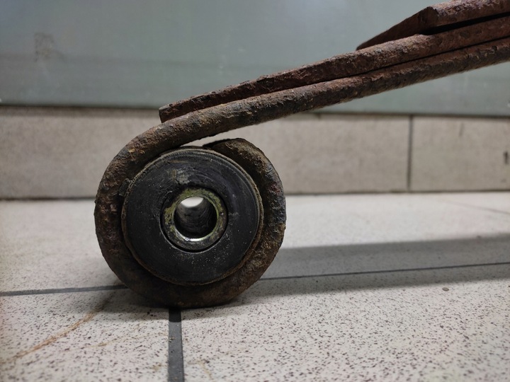 фото №2, Daewoo lublin 3 2.4d ресора зад