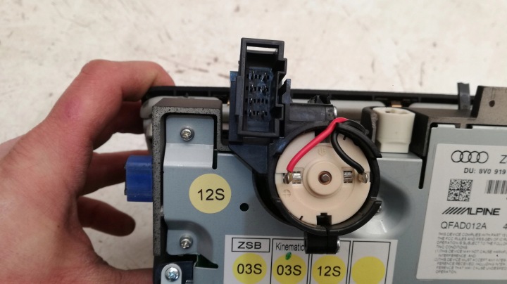фото №7, Audi a3 8v дисплей мультимедийной системы (экран, монитор) lcd 8v0857273f