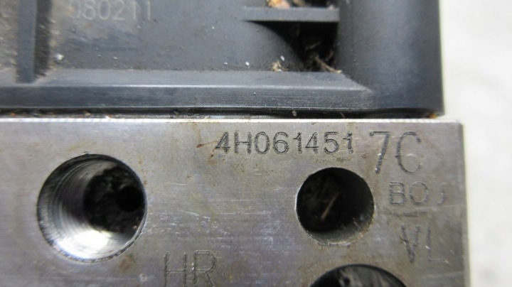 фото №6, Audi a8 d4 4h0614517c головний гальмівний циліндр abs