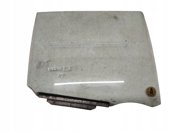 фото №1, Toyota yaris 1 i 99- 5d скло праві зад