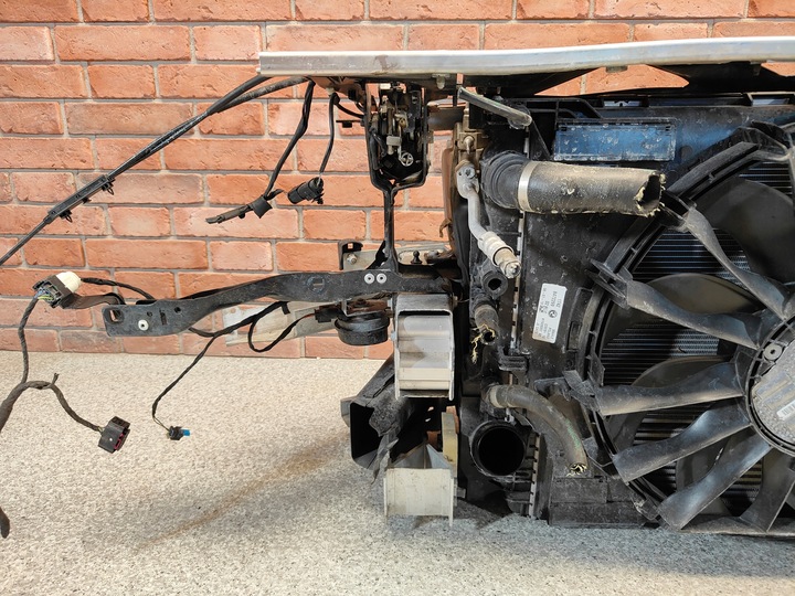 фото №16, Bmw 6gt g32 рестайлинг lci 640d pas переднее усилитель радиатор вентилятор