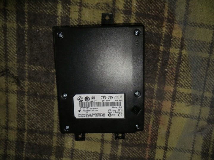 фото №1, Модуль блютуз 7p6035730b vw passat b7 touareg 7p