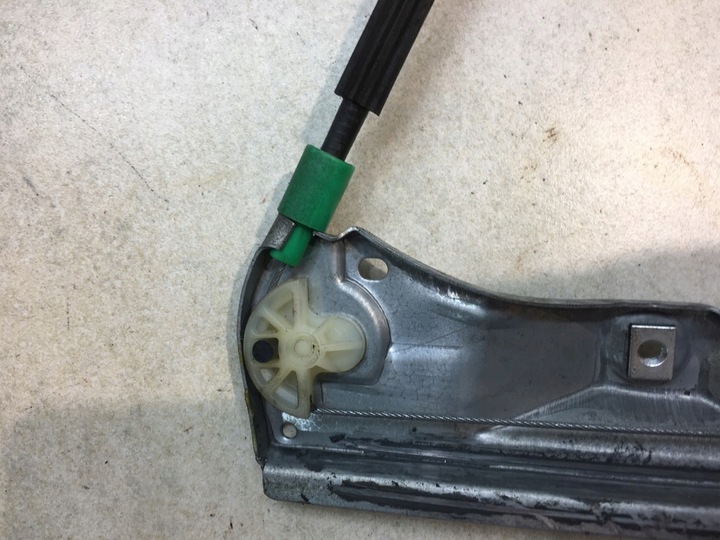 фото №8, Підйомник вікна праві перед thalia i 8200169095