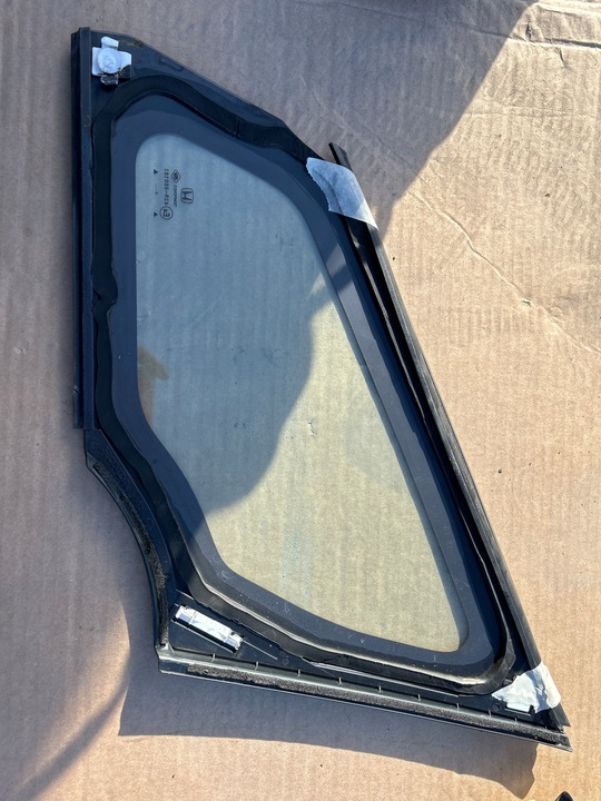 фото №4, Стекло треугольник honda jazz iii