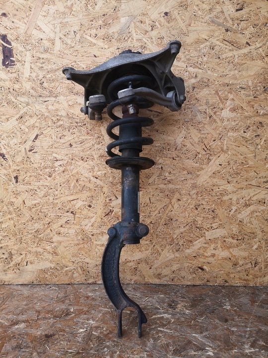 фото №1, Audi q5 8r амортизатор перед рычаги 8r0031n