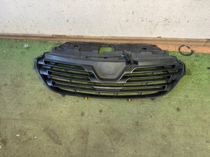 фото №1, Решітка радіатора решітка бампера перед renault trafic iii 3 14-19 623108673r