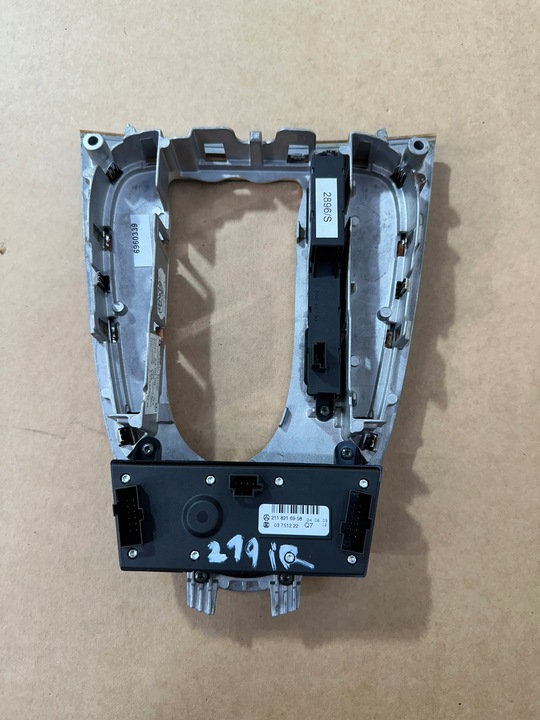 фото №5, Рамка рычаг переключения передач изменения коробки передач, защита mercedes cls w219 ir, дерево