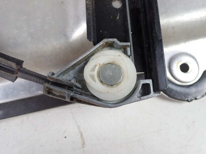 фото №11, Механізм підйому скла лівий зад audi s8 d3 5.2 fsi 4e0839849a