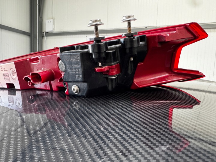 фото №7, Porsche carrera 911 991 991.2 gts turbo targa gt3 рестайлинг лампа зад правая usa