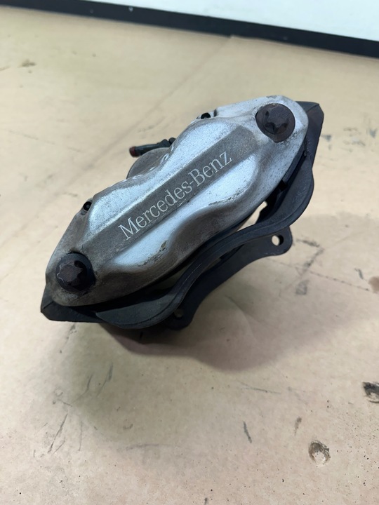 фото №6, Суппорт тормозной правые перед, правые переднее mercedes cls w218 344mm