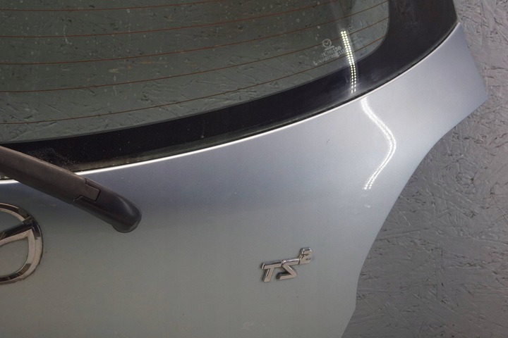 фото №9, Mazda 2 крышка задняя багажника k765