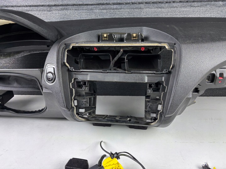 фото №8, Консоль air bag натяжители bmw 1 f20 m набор