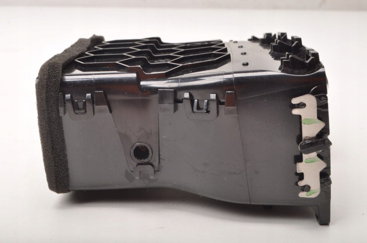 фото №6, Volvo s60 iii v60 решётка воздуховод 31477275 uk правая