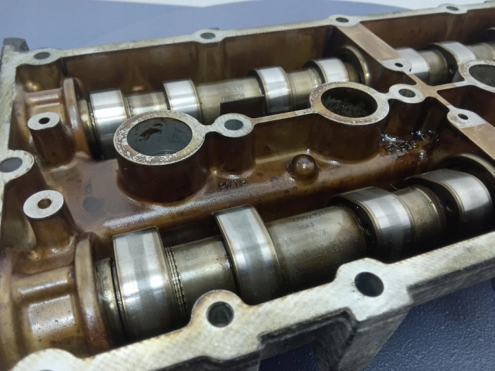 фото №8, Seat leon i 1.6 b 16v кришка клапанів вали 036103475ag