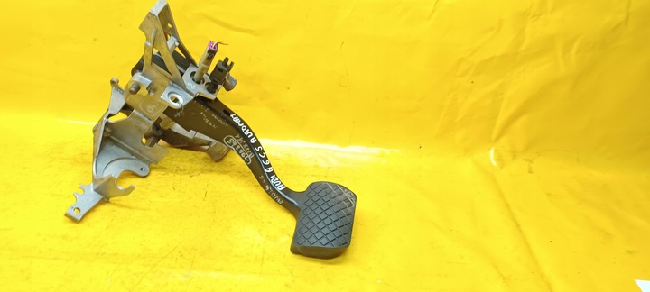 фото №10, Педаль тормоза audi a6 c5 автомат 8d1721117d
