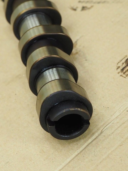 фото №13, Audi a8 d3 6.0 bht вал всасывающий правые 07c102l