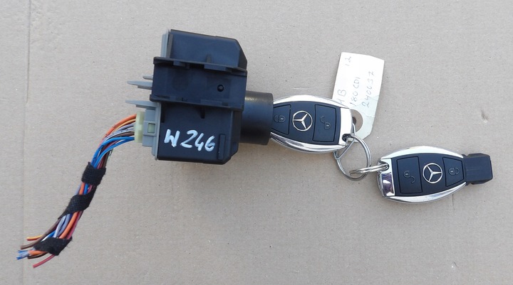 фото №1, Mercedes w246 b180 cdi замок зажигания з двумя ключами a2469059700