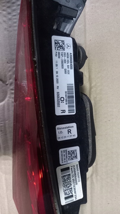 фото №6, Mercedes w206 лампа w крышка багажника зад левая lub правая a2069064000 a2069063900