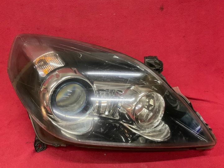 фото №1, Opel vectra c рестайлинг 05-08 лампа правая передняя перед 13170938 оригинал