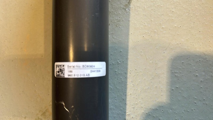 фото №9, Porsche 992 911 turbo s амортизатор зад задний левый правые новый