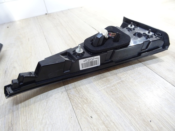 фото №15, Лампа левый зад kia sportage v 5 led 92401r2100 llu