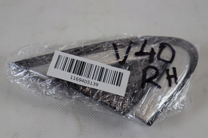 фото №6, Volvo v40 ii треугольник заглушка крыльев правая 31416474