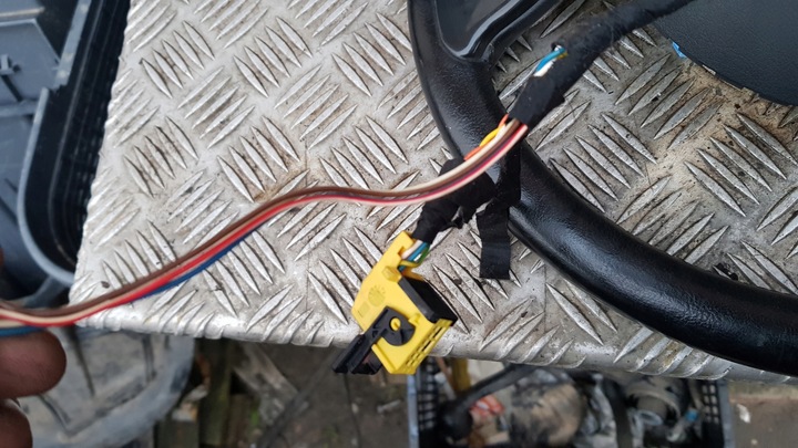 фото №12, Citroen c4 i picasso kierwnica кожаный кожа