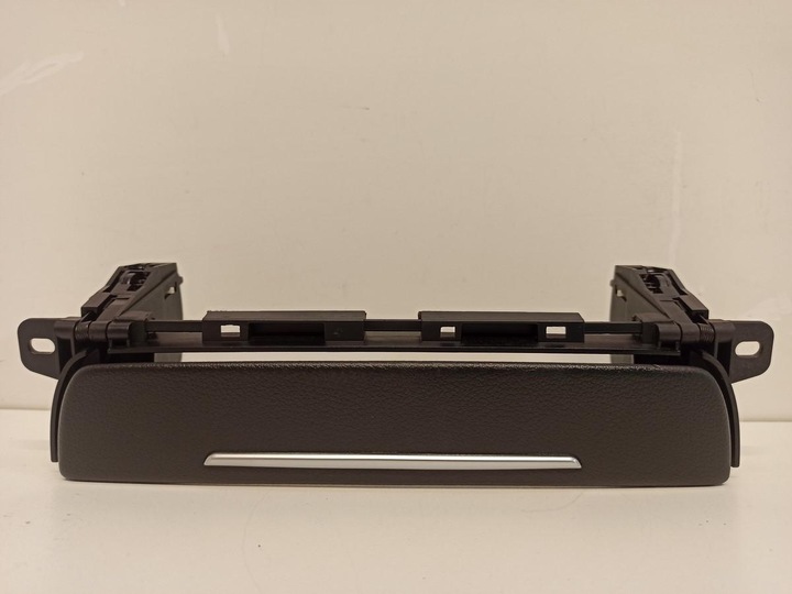 фото №1, Audi a8 d4 защита крышка дисплея 4h0858381a