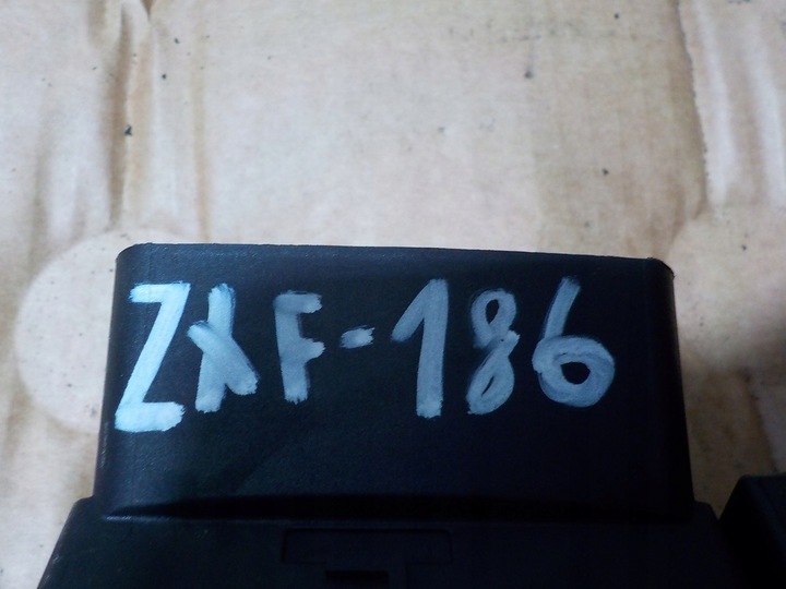 фото №5, Opel meriva i 1.7 cdti 2004r. решітка повітропровід 464652911