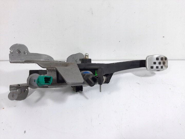 фото №14, Renault scenic iii рестайлинг xmod 1.6dci 13r педаль сцепления 465033612r