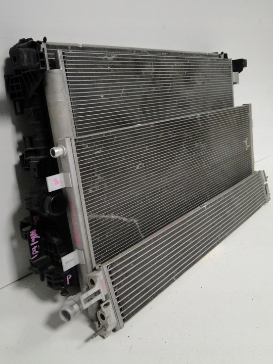 фото №10, Mercedes cla 118 w118 gla h247 247 радіаторів малий klimatyazcji 45 amg