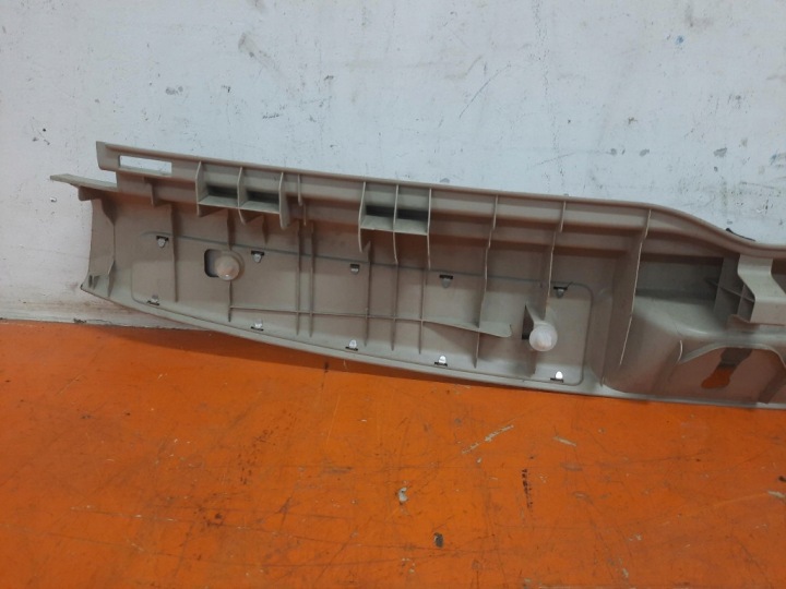 фото №6, Toyota avensis ii t25 06-09 универсал молдинг порога багажника 58387-05090