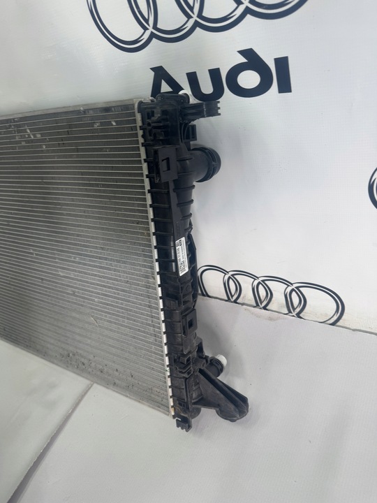 фото №6, Audi a4 8w0 a5 8w6 a6 4k a7 4k8 q7 3.0 tdi tfsi радиаторов воды 8w0121251ab