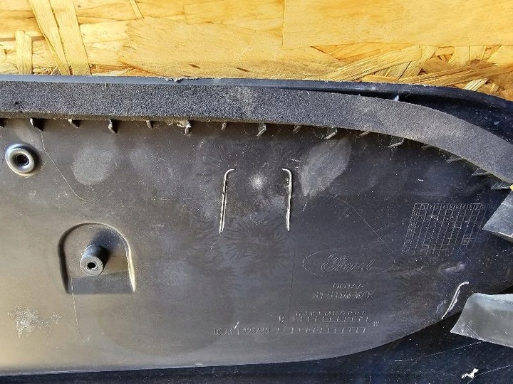 фото №10, Ford mondeo mk5 mk-5 ds73-f423a40-e накладка кришки багажника задня зад