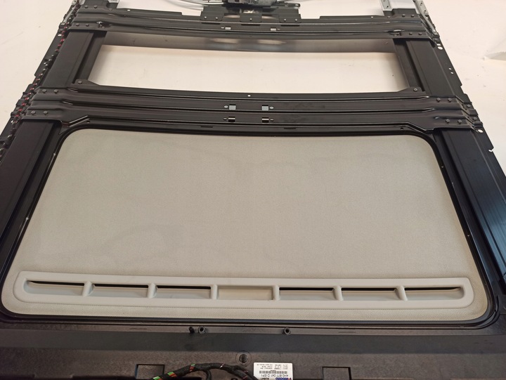 фото №9, Audi a8 d4 люк крыша панорама 4h0877041d