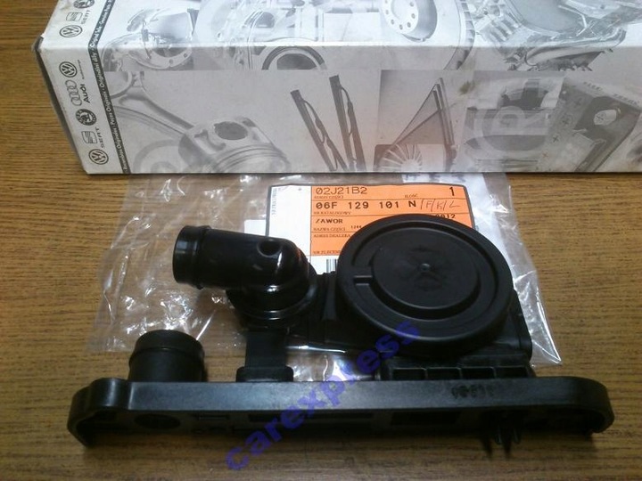 фото №1, Вентиляция картера odpowetrzenie vw 2.0 t fsi 06f129101r